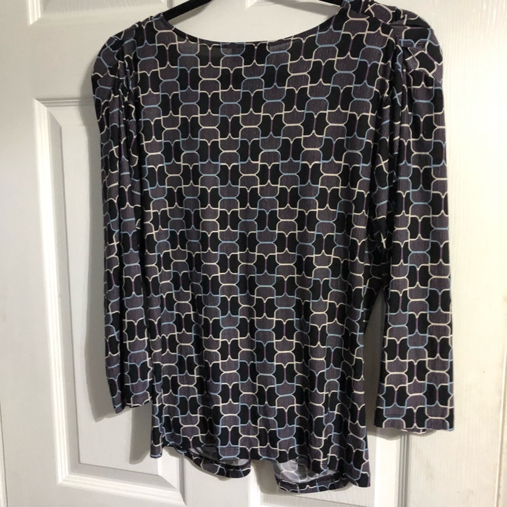 ABStudio blouse - Picture 2 of 5